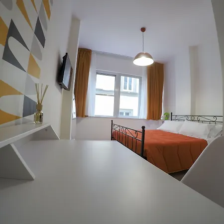 1970 Konukevi Napoli