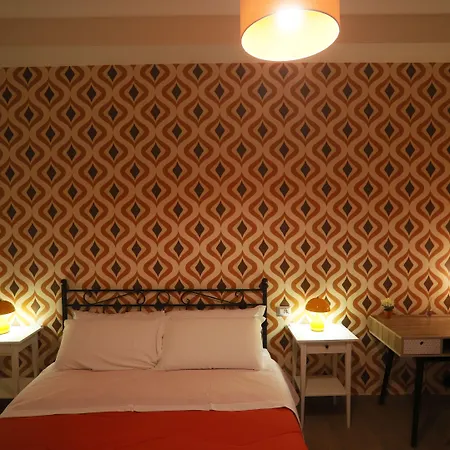 Konukevi 1970 Napoli