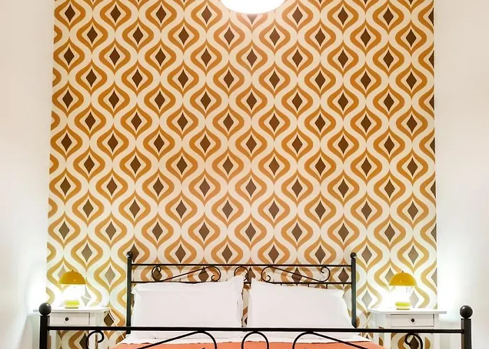 1970 Pensión Nápoles