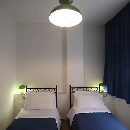 1970 4* Неаполь