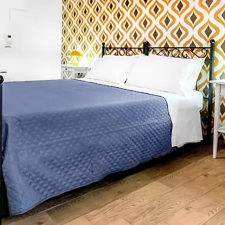 1970 Guest house 2*